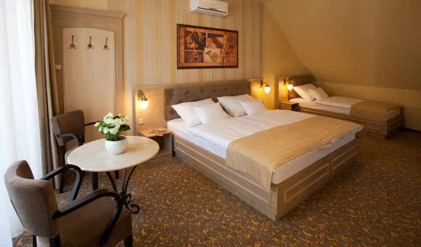 Barokk Hotel Promenád Győr