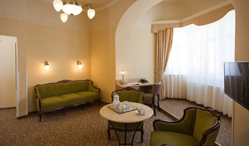 Barokk Hotel Promenád Győr