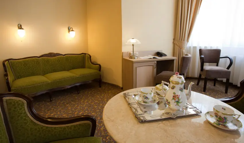 Barokk Hotel Promenád Győr