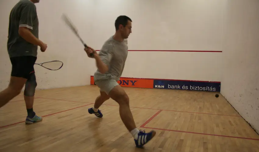 Golden Ball Club Hotel Gyr