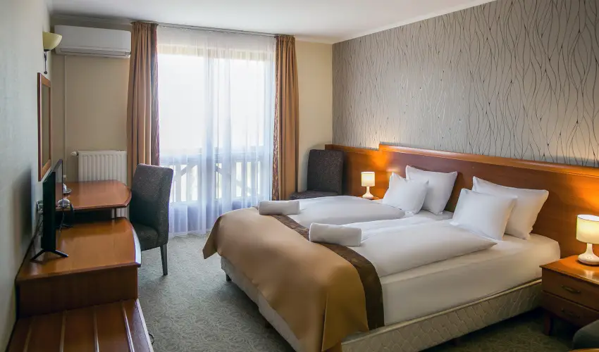 Hotel Nar�d M�traszentimre