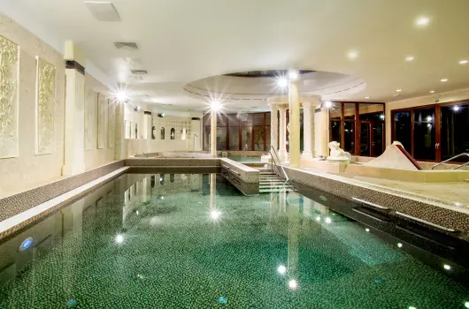 Hotel Nard, Mtraszentimre