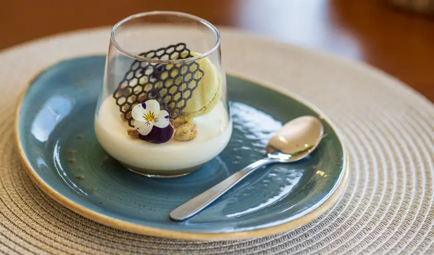 Hotel Nar�d M�traszentimre