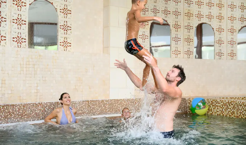 Hotel Nar�d M�traszentimre