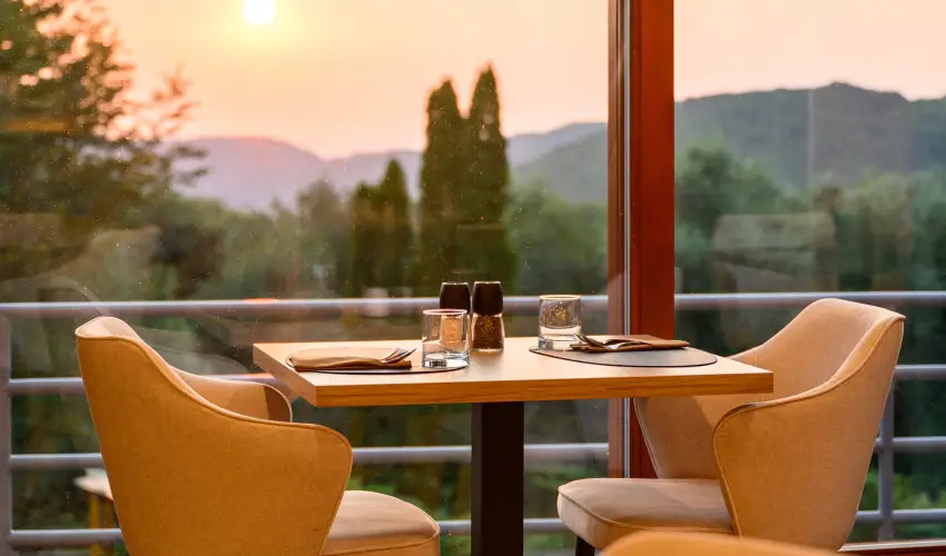 Hotel Nar�d M�traszentimre