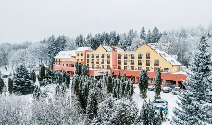 Hotel Nar�d M�traszentimre