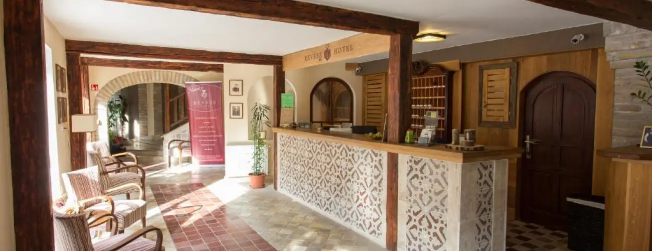 Rvsz Hotel, tterem & Rosa Spa Gyr - Kt nnep kztt 