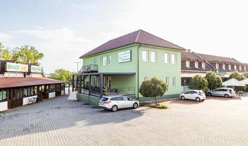 Land-Plan Hotel & Restaurant Tltstava